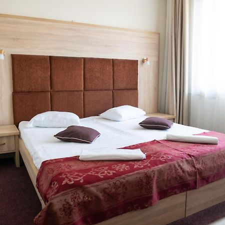 Râmnicu Vâlcea Hotel Panoramic מראה חיצוני תמונה