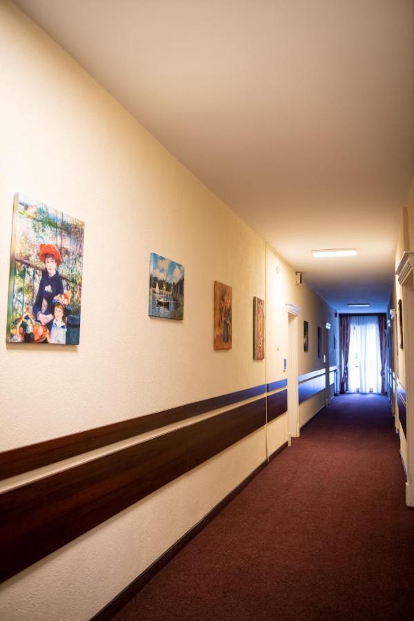 Râmnicu Vâlcea Hotel Panoramic מראה חיצוני תמונה