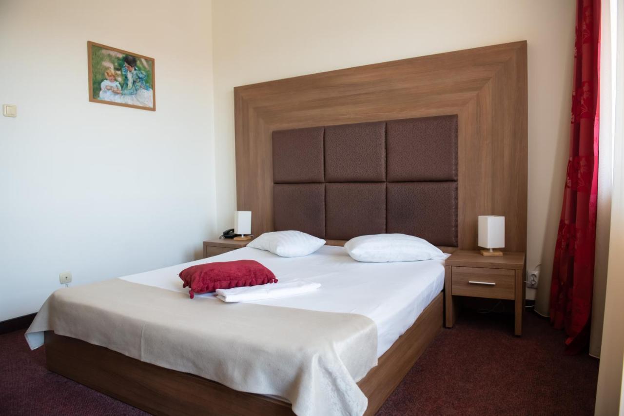 Râmnicu Vâlcea Hotel Panoramic מראה חיצוני תמונה