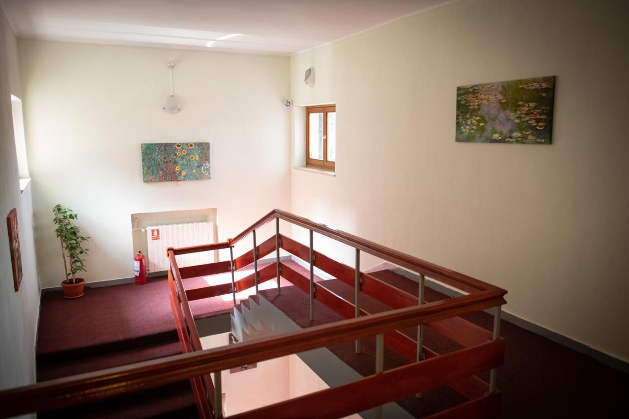 Râmnicu Vâlcea Hotel Panoramic מראה חיצוני תמונה