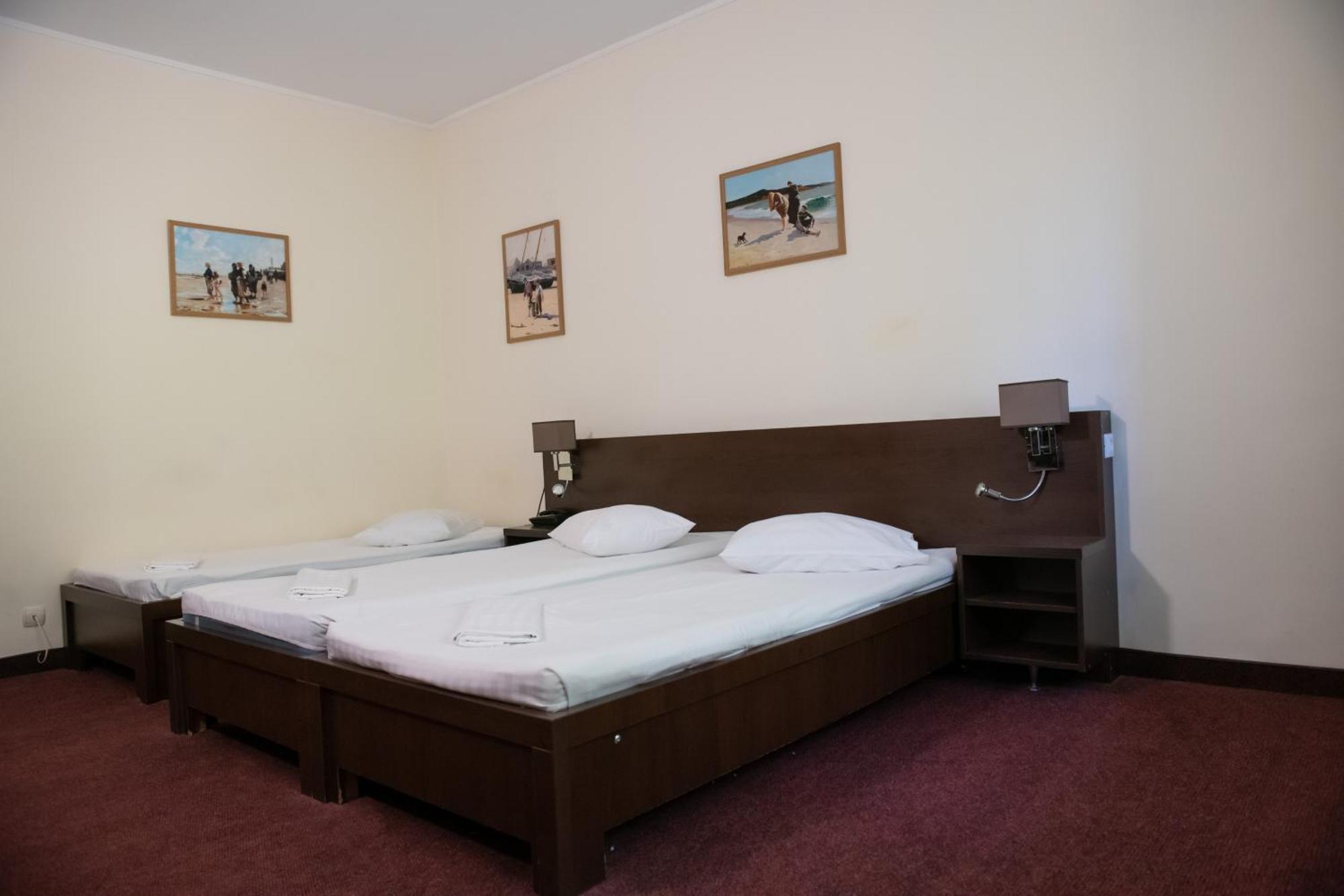 Râmnicu Vâlcea Hotel Panoramic מראה חיצוני תמונה